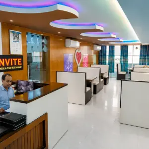ইনভাইট চাইনিজ অ্যান্ড থাই রেস্টুরেন্ট / Invite Chinese & Thai Restaurant